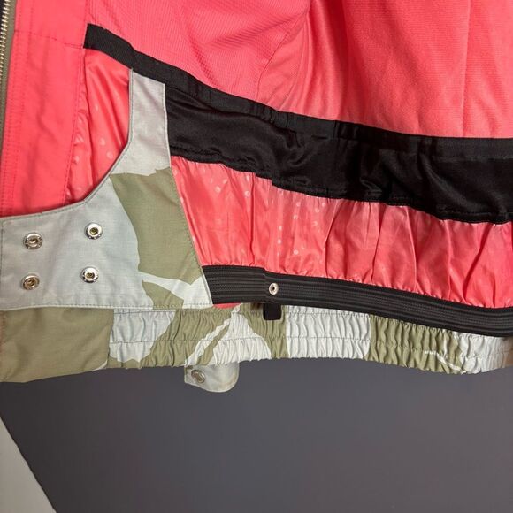 Roxy Women's Snow Ski Coat Winter Jacket Green Grey Floral Hooded Size Large - Picture 11 of 14